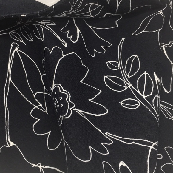 Ann Taylor LOFT Navy Blue Skirt - Picture 4 of 4